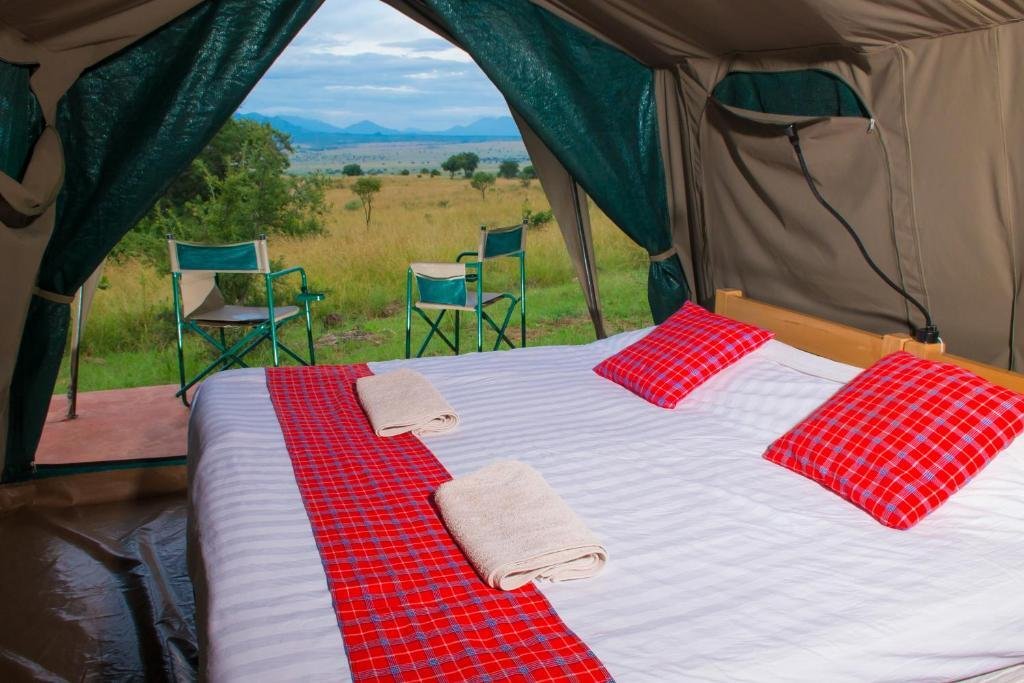 Cozy tent in Kidepo Savannah Lodge